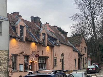 Звонки и письма с того берега: как живут сибиряки за границей