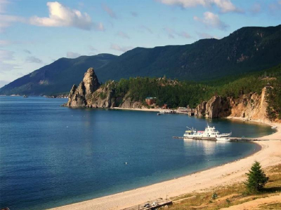 Дорожную карту решения экологических проблем озера представила ассоциация «Байкал без пластика»